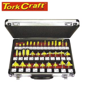 DY035B AG#1.jpg. ROUTER BIT SET 35PIECE ALUMINIUM CASE GLASS FRONT 1/4 SHANK